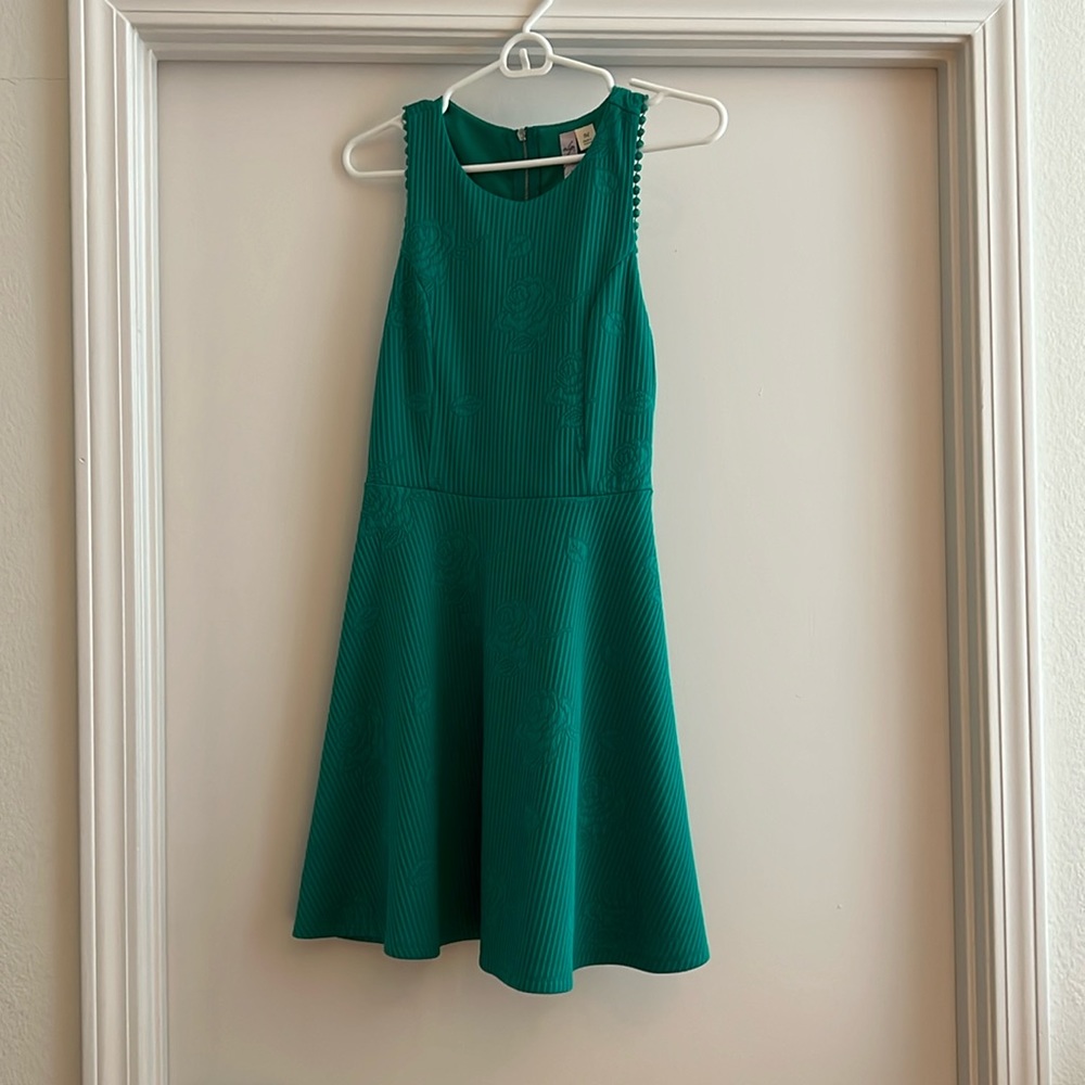 Alya Size Medium Green Dress